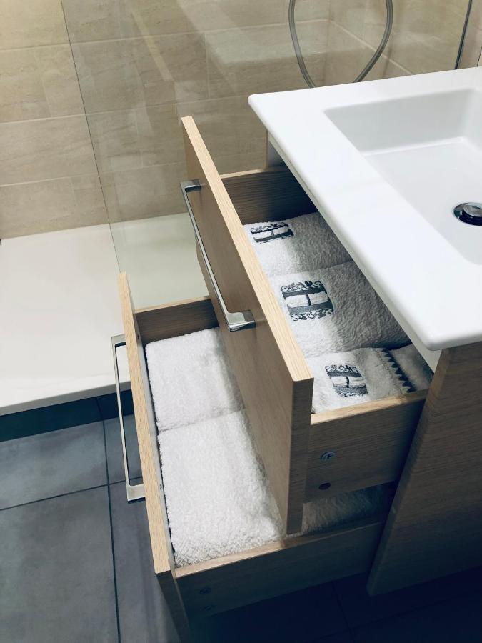 Studio En Residence, Proche De La Mer Avec Parking Gratuit Et 5G Home 滨海维莱 外观 照片